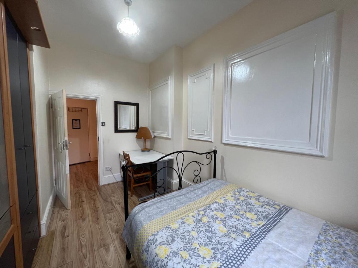 Comfy Apartments - Finchley Road London Ngoại thất bức ảnh